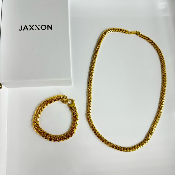 Men’s Jaxxon 14k Gold- Bonded Cuban Link Chain and Bracelet set - Picture 5 of 6